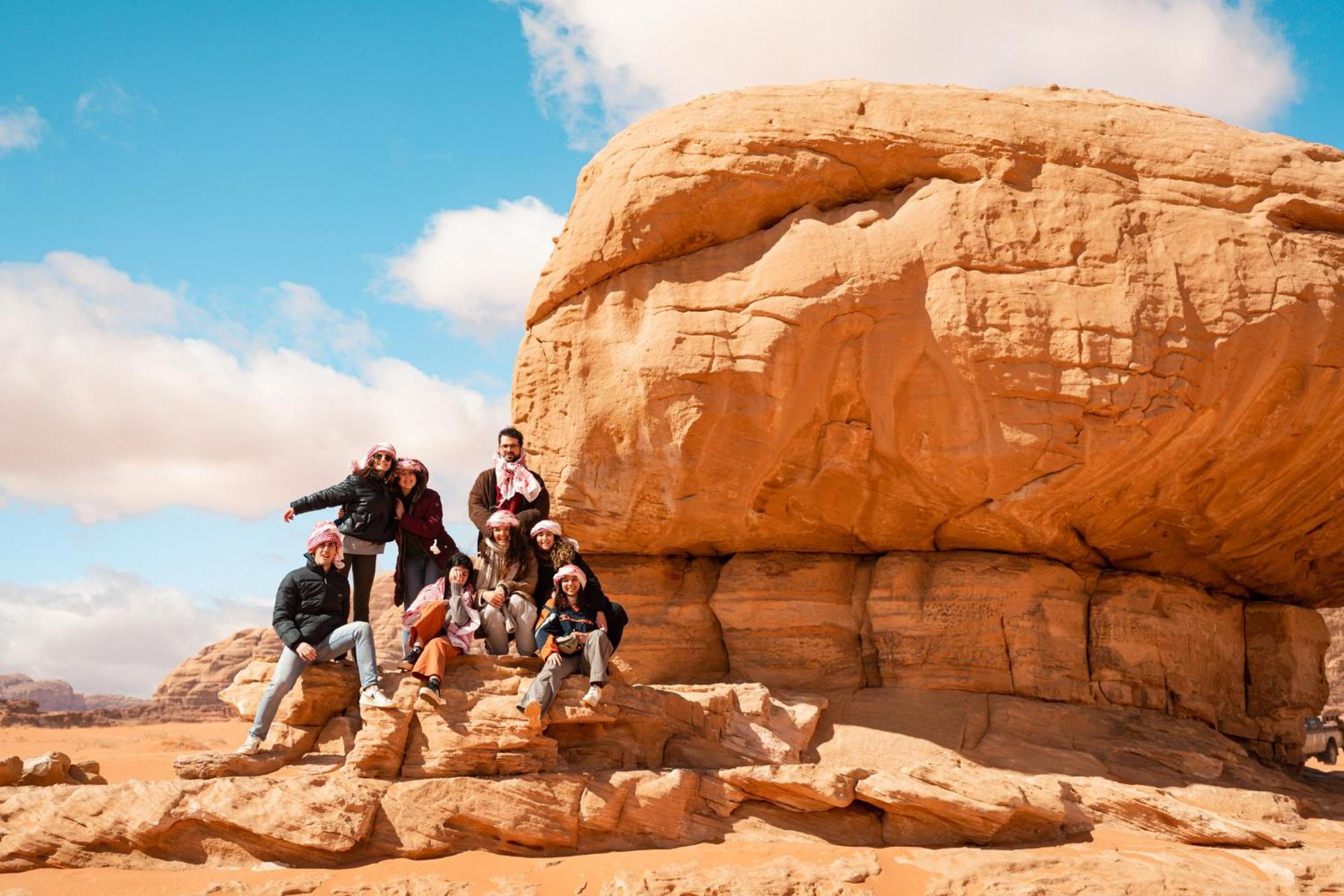 Wadi Rum Sunrise Camp Exterior photo